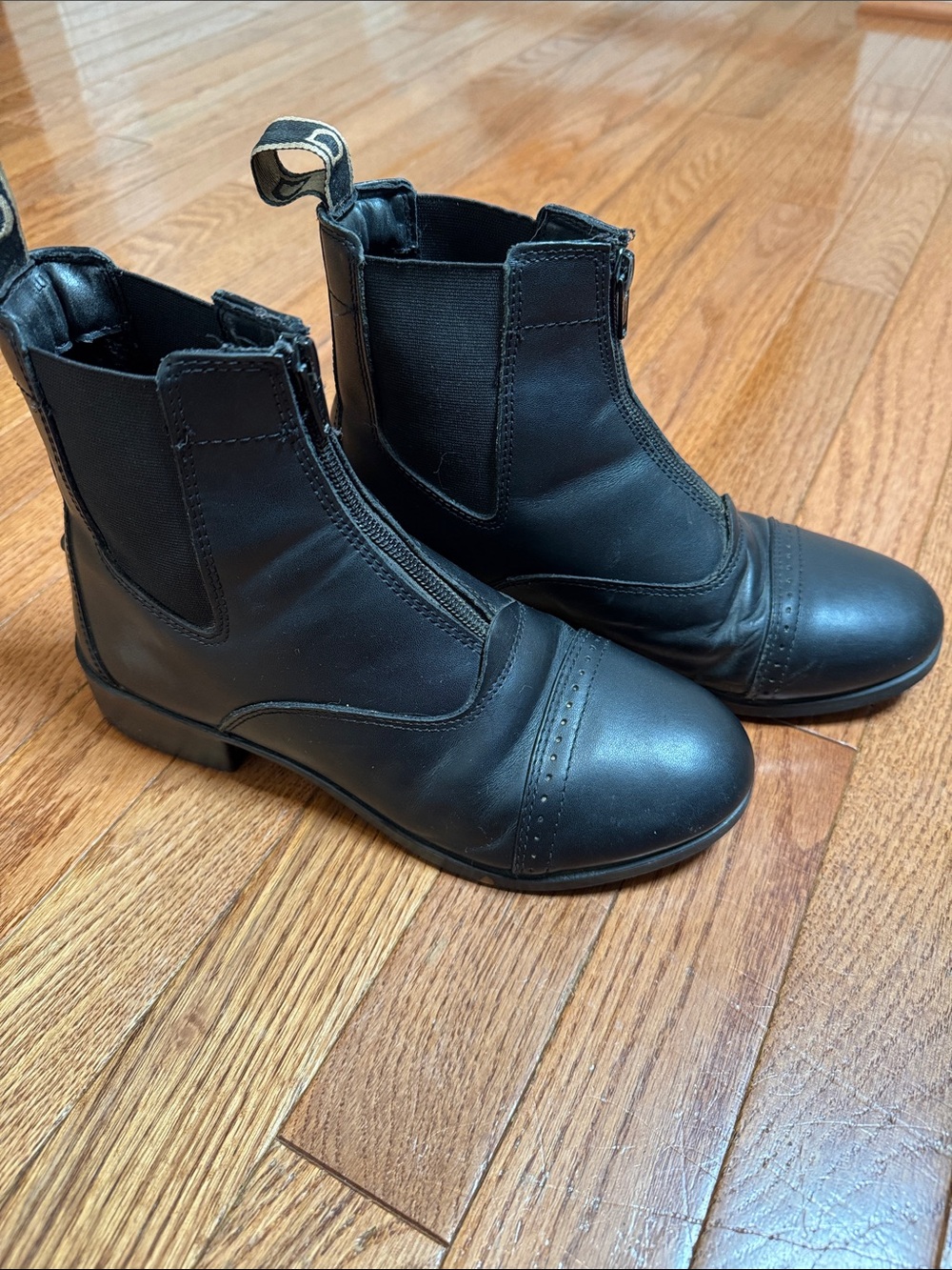Women’s black Dublin foundation equestrian zip up paddock boots English size 6